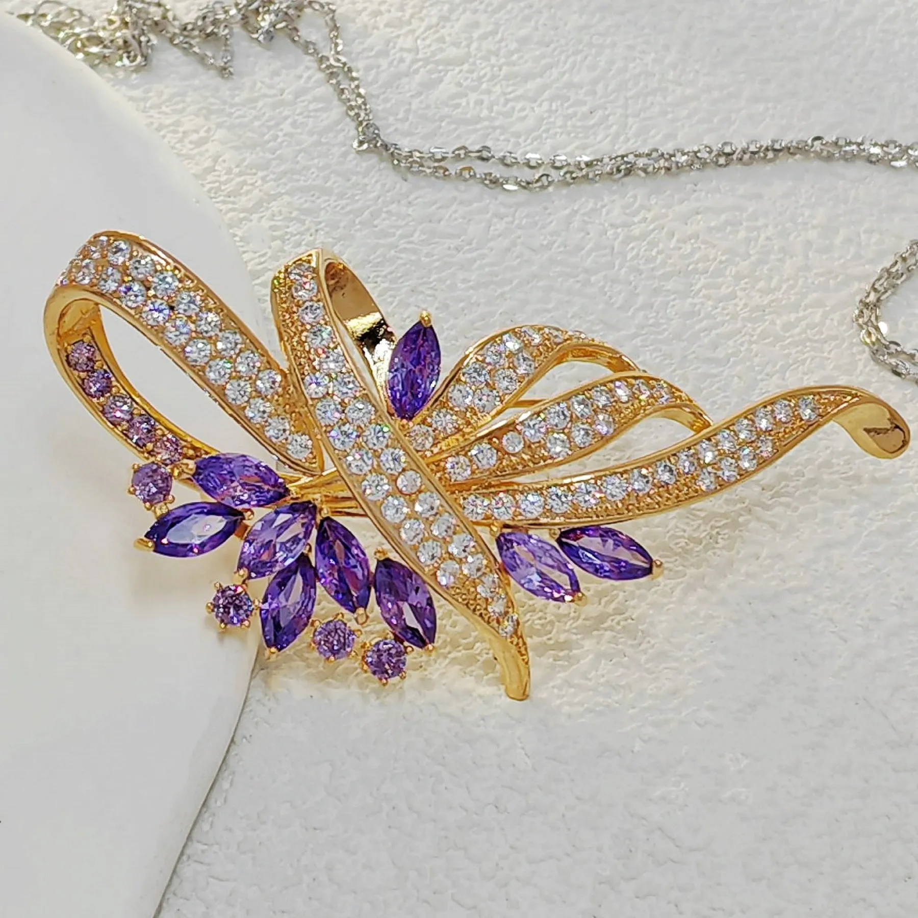 Fabulous Purple Floral and Ribbon Bow Brooch Pin for Women Elegant Jewelry