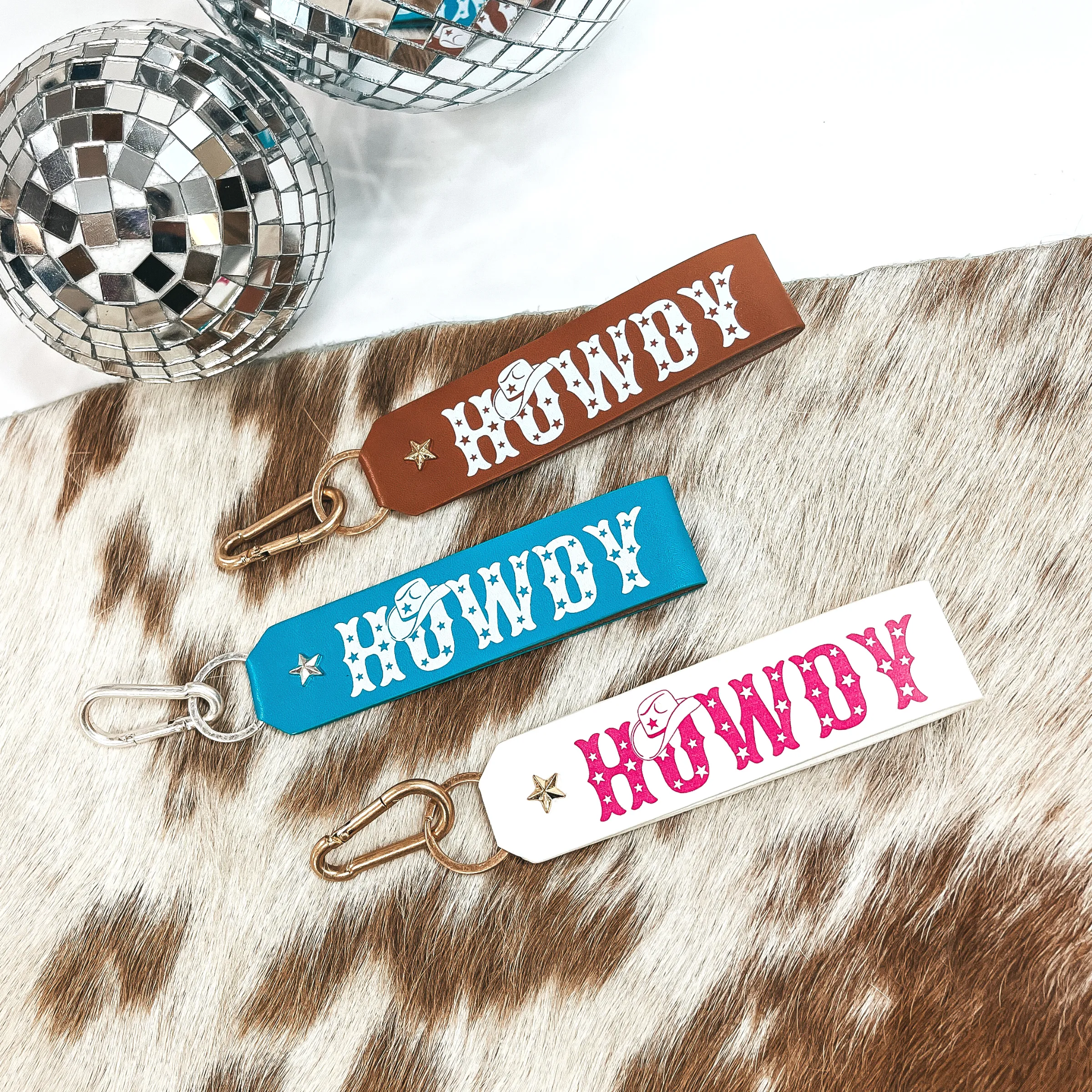 Howdy Star Print Faux Leather Keychain in Turquoise with Matte Silver Tone Key Ring