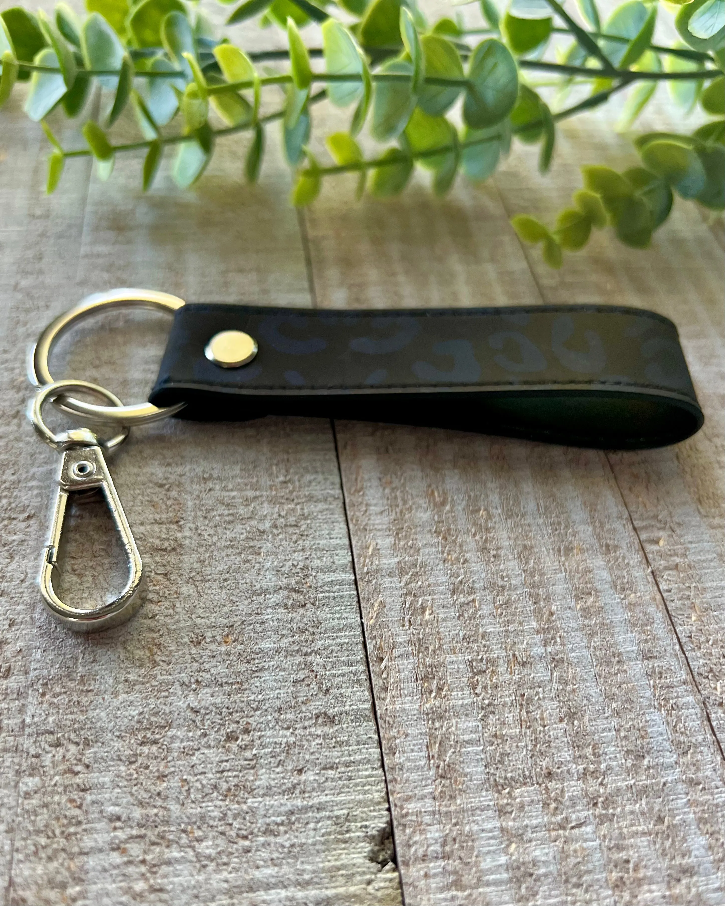 leopard print faux leather keychain