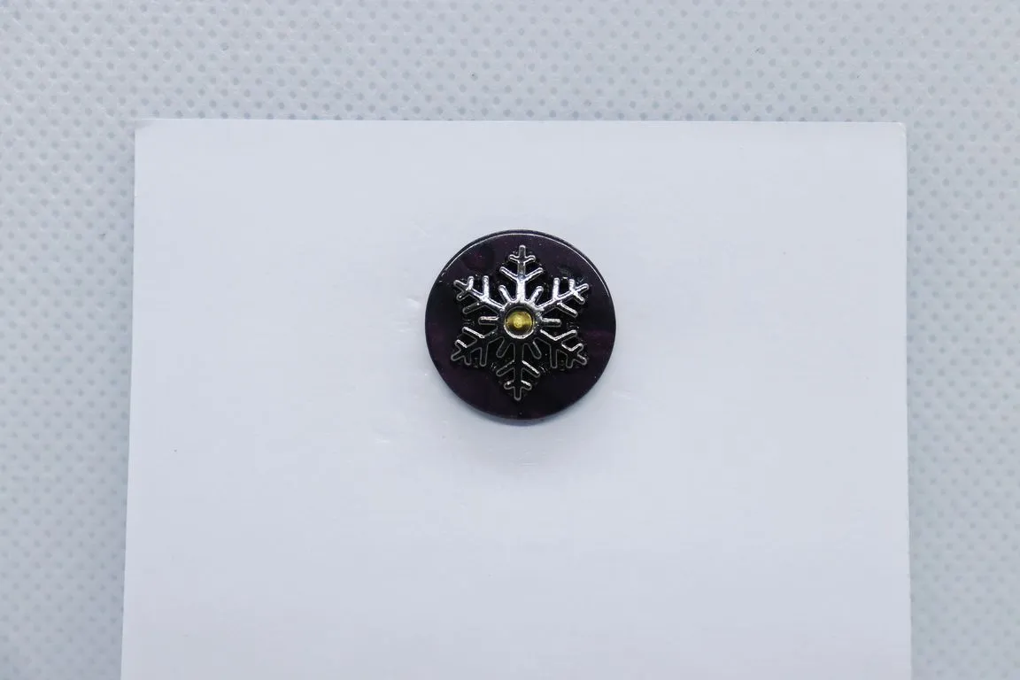 Silver On Black Snowflake Imitation Jewellery Lapel Pin