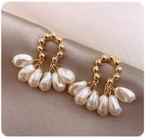 Sither Pearls Tassel Earrings for Women Dangling Pearls Earrings Boho Dainty Earrings Gold Jewelry for Prom Wedding Party Halloween Christmas Gift