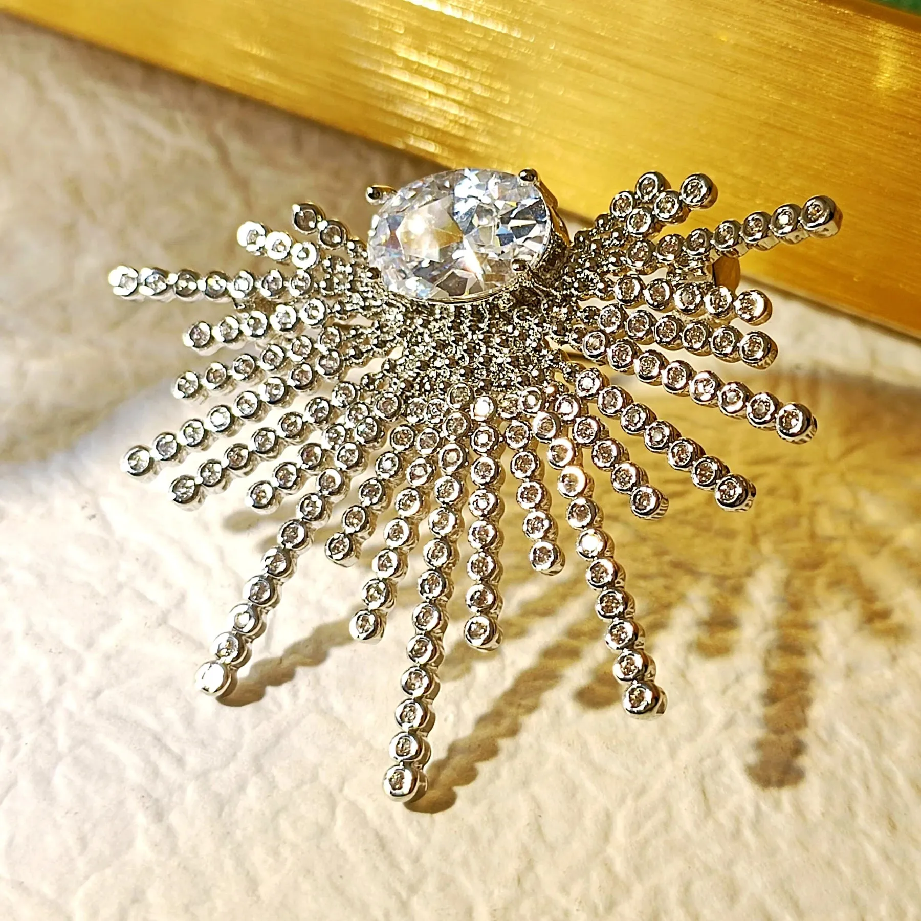 Stunning Splendid Silver Tone Cubic Zircon Sunburst Brooch Pin Daily Wear Jewelry