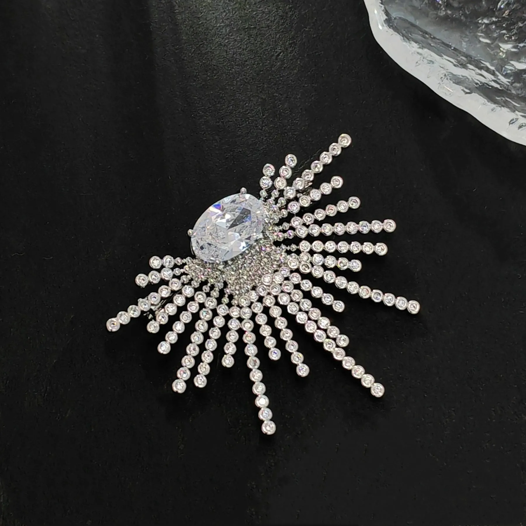 Stunning Splendid Silver Tone Cubic Zircon Sunburst Brooch Pin Daily Wear Jewelry